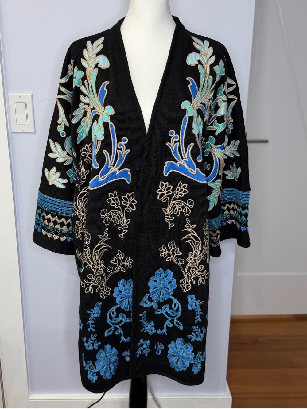 Johnny Was Biya Kimono embroidered Black Floral - Blue/Teal Accents, size L
